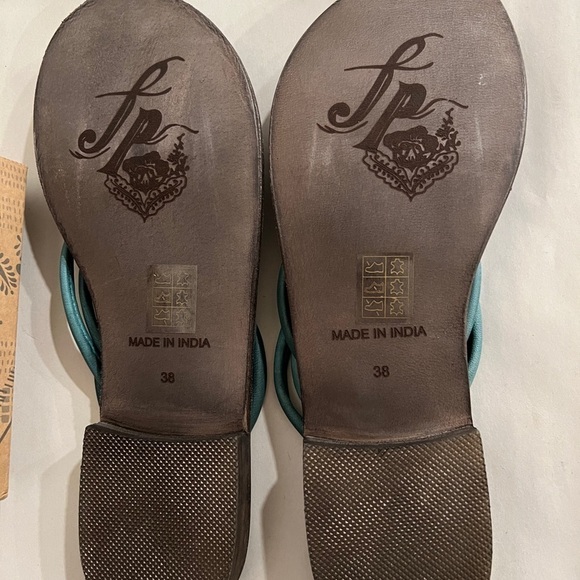 Free People Kayla Soft Strappy Sandals Flats Pool Blue Leather EU 39 US 9 - Picture 5 of 5